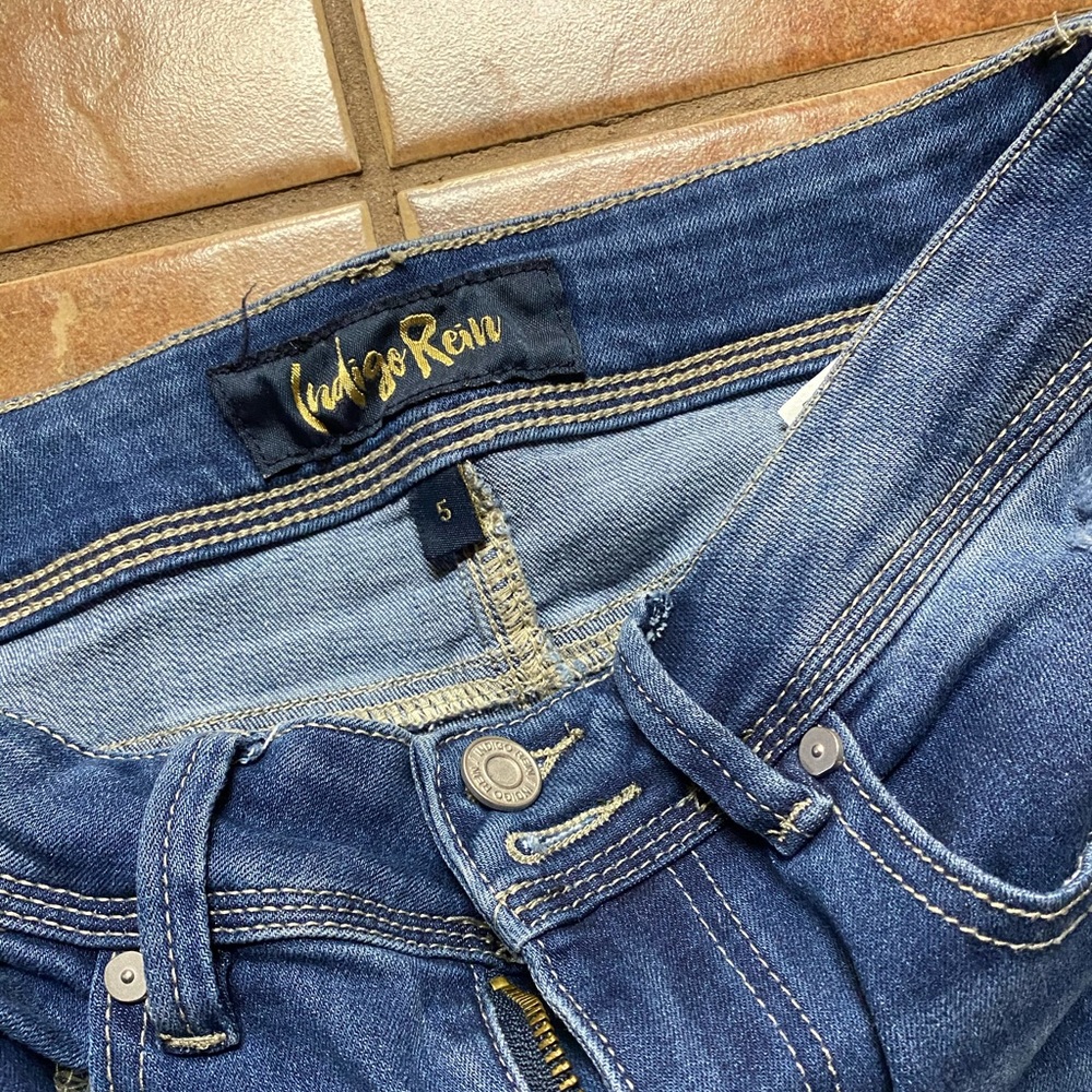 Indigo Rein Size 5 skinny juniors